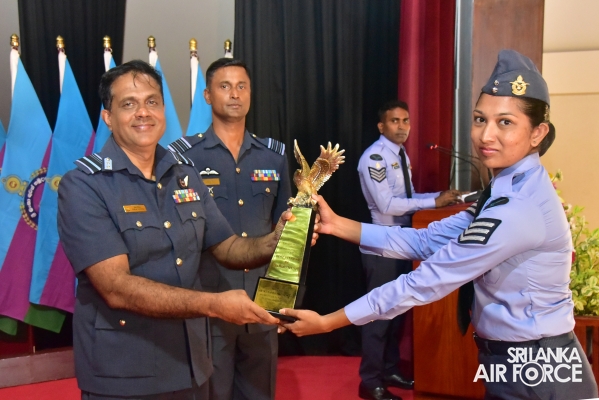 CERTIFICATE AWARDING CEREMONY OF NON COMMISSIONED OFFICERS’
MANAGEMENT COURSES