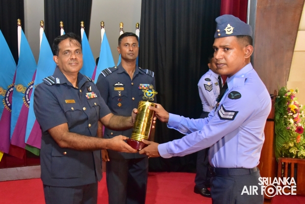 CERTIFICATE AWARDING CEREMONY OF NON COMMISSIONED OFFICERS’
MANAGEMENT COURSES