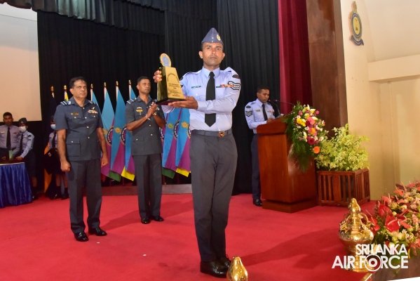 CERTIFICATE AWARDING CEREMONY OF NON COMMISSIONED OFFICERS’
MANAGEMENT COURSES