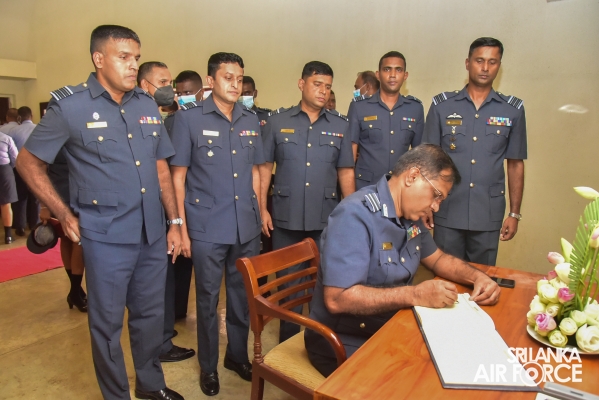 CERTIFICATE AWARDING CEREMONY OF NON COMMISSIONED OFFICERS’
MANAGEMENT COURSES