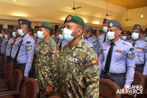 CERTIFICATE AWARDING CEREMONY OF NON COMMISSIONED OFFICERS’
MANAGEMENT COURSES