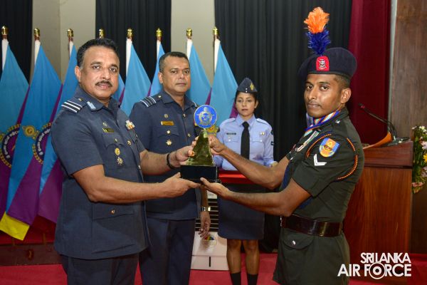 129
LOCAL AND TWO FOREIGN NCOS RECEIVED CERTIFICATE IN MANAGEMENT