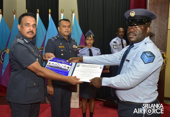 129
LOCAL AND TWO FOREIGN NCOS RECEIVED CERTIFICATE IN MANAGEMENT