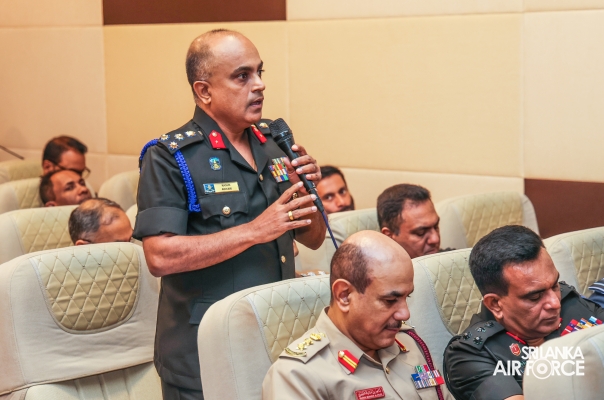 COMMANDER OF THE AIR FORCE CONDUCTS A GUEST LECTURE AT NATIONAL DEFENCE COLLEGE