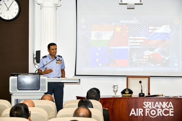 COMMANDER
OF THE AIR FORCE CONDUCTS A GUEST LECTURE AT NATIONAL DEFENCE COLLEGE