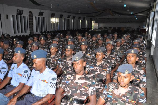New Drill Instructors and Gunner Instructors Pass Out
