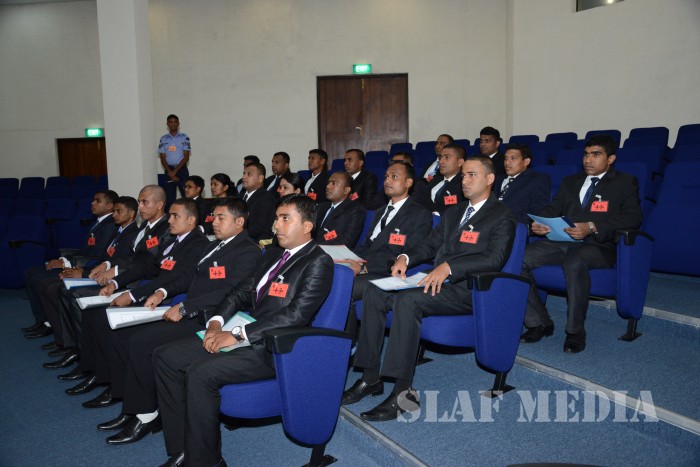 Newly Enlisted Student Officers Take Oaths