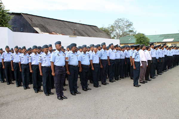The Commander Extends His New Year Wishes