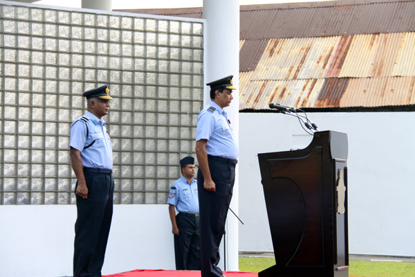 The Commander Extends His New Year Wishes