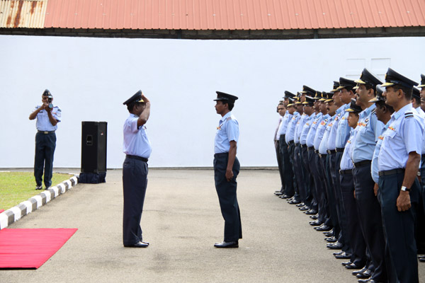 The Commander Extends His New Year Wishes