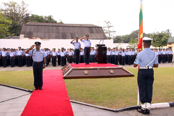 The Commander Extends His New Year Wishes