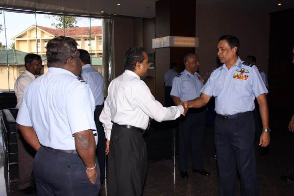 The Commander Extends His New Year Wishes