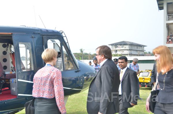 New Zealand Foreign Minister Flies with Helitours