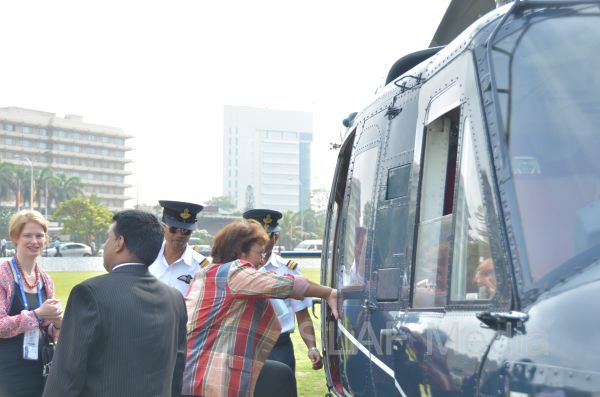 New Zealand Foreign Minister Flies with Helitours