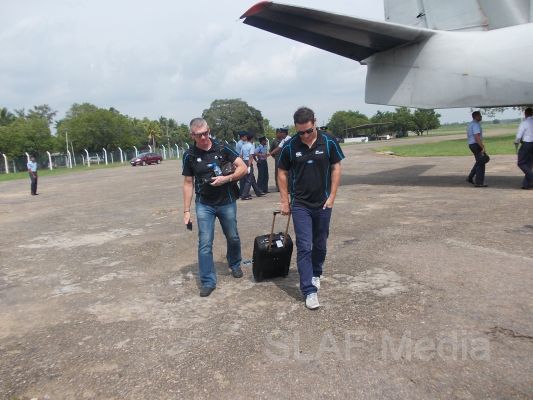 New Zealand Cricket Team flies to Hingurakgoda