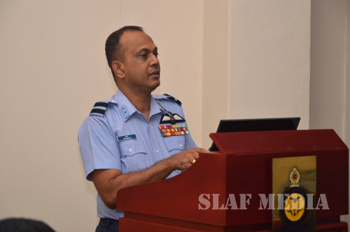 Administration and Management Development of Base Commanders and Commanding Officers