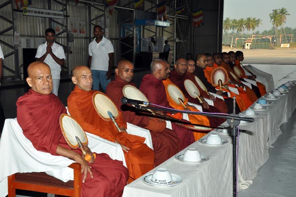 අංක 12 බළඝණයෙහි පිරිත් පිංකමක්
