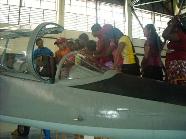 පියාසර පුහුණු පක්ෂාංගය 60 වන සංවත්සරය සමරයි