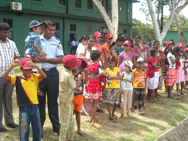 පියාසර පුහුණු පක්ෂාංගය 60 වන සංවත්සරය සමරයි