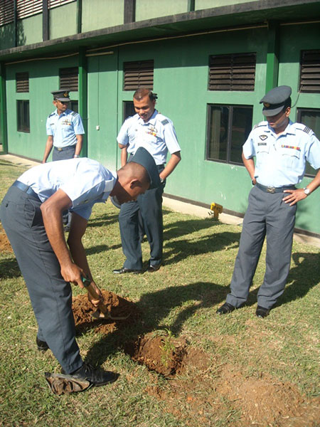 පියාසර පුහුණු පක්ෂාංගය 60 වන සංවත්සරය සමරයි