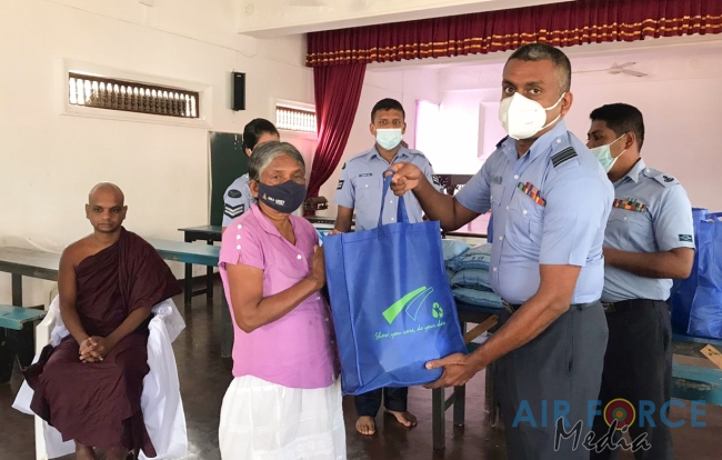 No 1
Information Technology Wing at SLAF Base Ratmalana celebrated its
8