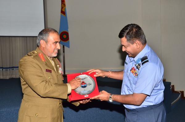 Omani Military Delegation visits Air Force Headquarters