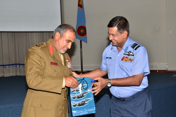 Omani Military Delegation visits Air Force Headquarters