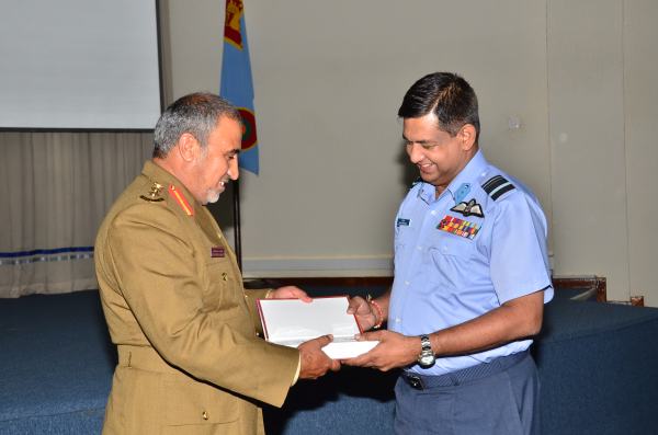 Omani Military Delegation visits Air Force Headquarters