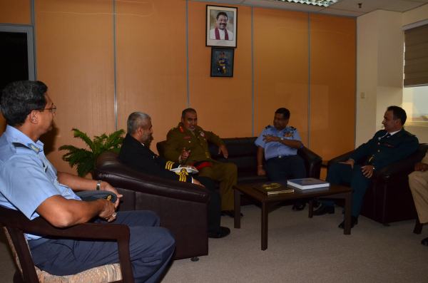 Omani Military Delegation visits Air Force Headquarters