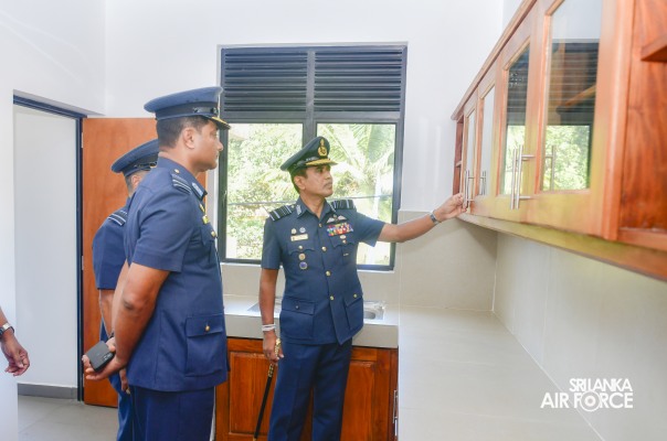 Four Stories Officer’s GSQ complex vested for Base Katunayake
