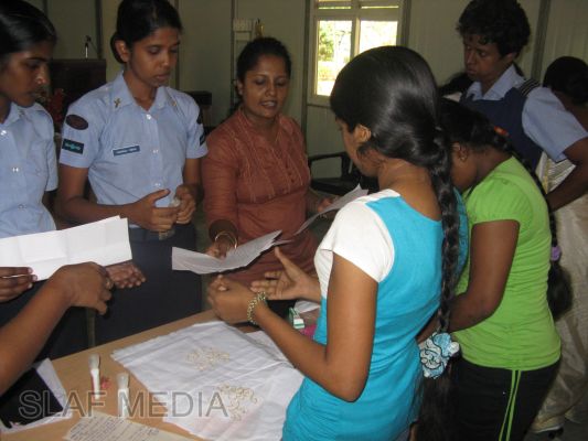 සාරී මෝස්තර හා රෙදි පින්තාරු එක් දින වැඩමුලුව