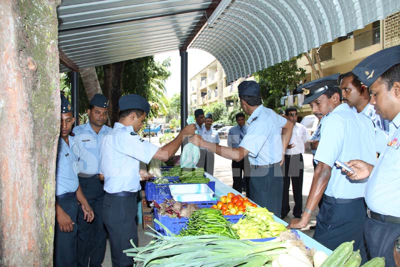 නවතම එලවළු හා පලතුරු වෙළඳසැලක් ගුවන් පුරින් විවෘතවේ
