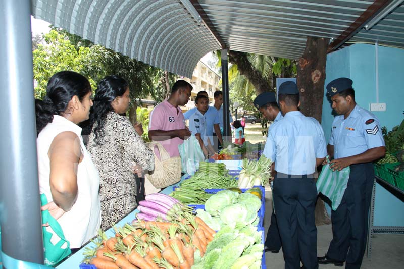 නවතම එලවළු හා පලතුරු වෙළඳසැලක් ගුවන් පුරින් විවෘතවේ