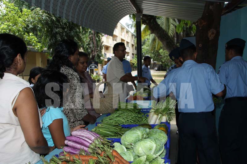 නවතම එලවළු හා පලතුරු වෙළඳසැලක් ගුවන් පුරින් විවෘතවේ