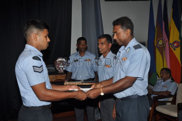 The Closing Address Ceremony of Operation Air Advanced Course 01/2012 and Operator Motor Transport Advanced Course 01/2012
