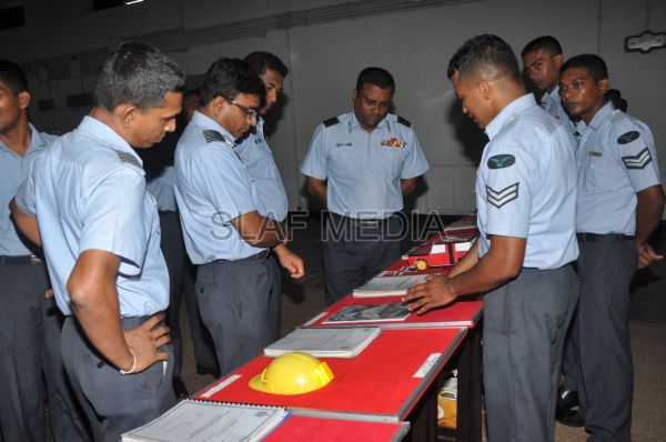 The Closing Address Ceremony of Operation Air Advanced Course 01/2012 and Operator Motor Transport Advanced Course 01/2012