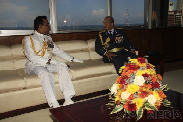 Commander of the Sri Lanka Navy, Vice Admiral Somathilake Dissanayake Visits SLAF HQ