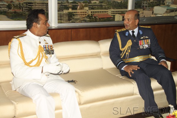 Commander of the Sri Lanka Navy, Vice Admiral Somathilake Dissanayake Visits SLAF HQ