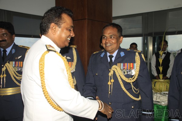 Commander of the Sri Lanka Navy, Vice Admiral Somathilake Dissanayake Visits SLAF HQ