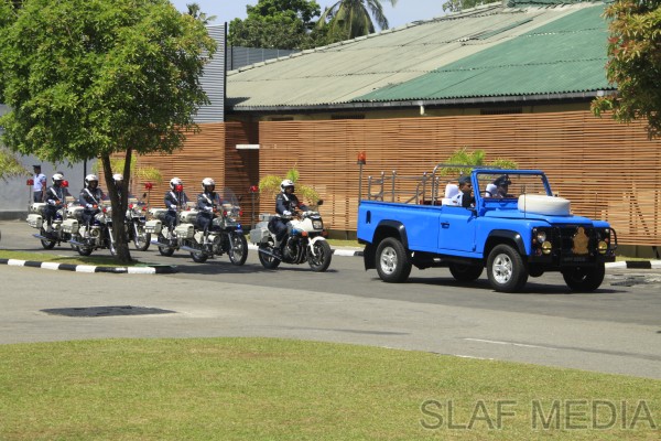 Commander of the Sri Lanka Navy, Vice Admiral Somathilake Dissanayake Visits SLAF HQ