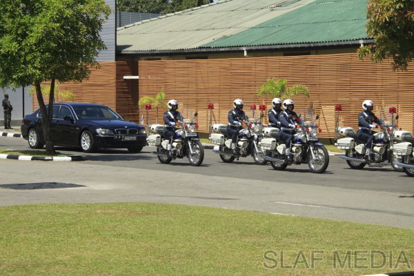 Commander of the Sri Lanka Navy, Vice Admiral Somathilake Dissanayake Visits SLAF HQ