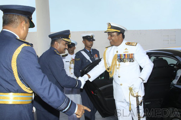 Commander of the Sri Lanka Navy, Vice Admiral Somathilake Dissanayake Visits SLAF HQ