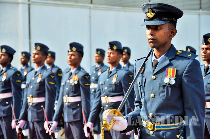 Chief of the Air Staff of the Pakistan Air Force Calls on the Commander of the SLAF
