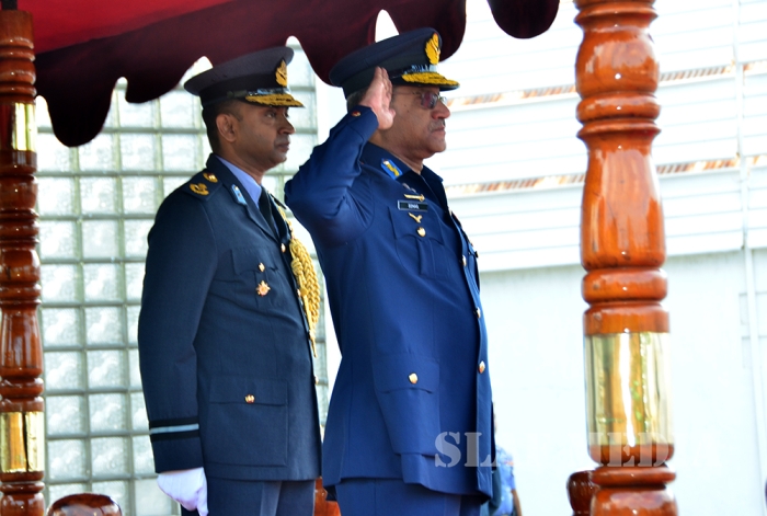 Chief of the Air Staff of the Pakistan Air Force Calls on the Commander of the SLAF