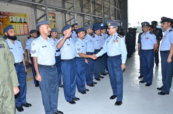 Air Chief Marshal Tahir Rafique Butt Visits SLAF Academy China Bay and SLAF Base Katunayake