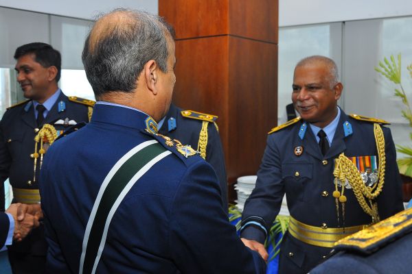Chief of the Air Staff of the Pakistan Air Force Calls on the
Commander