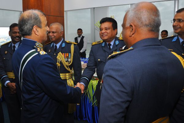 Chief of the Air
Staff of the Pakistan Air Force Calls on the Commander