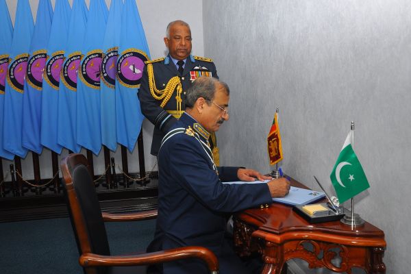 Chief of the Air Staff of the Pakistan Air Force Calls on the
Commander