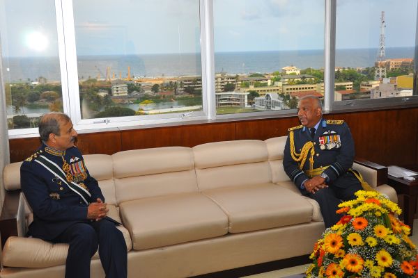 Chief of the Air Staff of the Pakistan Air Force Calls on the
Commander