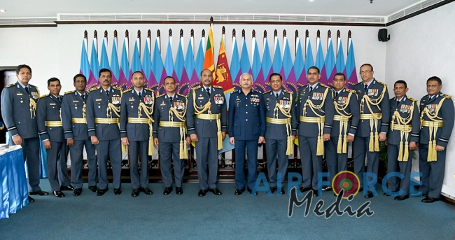 Chief of the Air Staff of the Pakistan Air Force Calls on the Commander